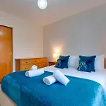 Pass The Keys Spacious Modern Home Near River Cam Free Parking