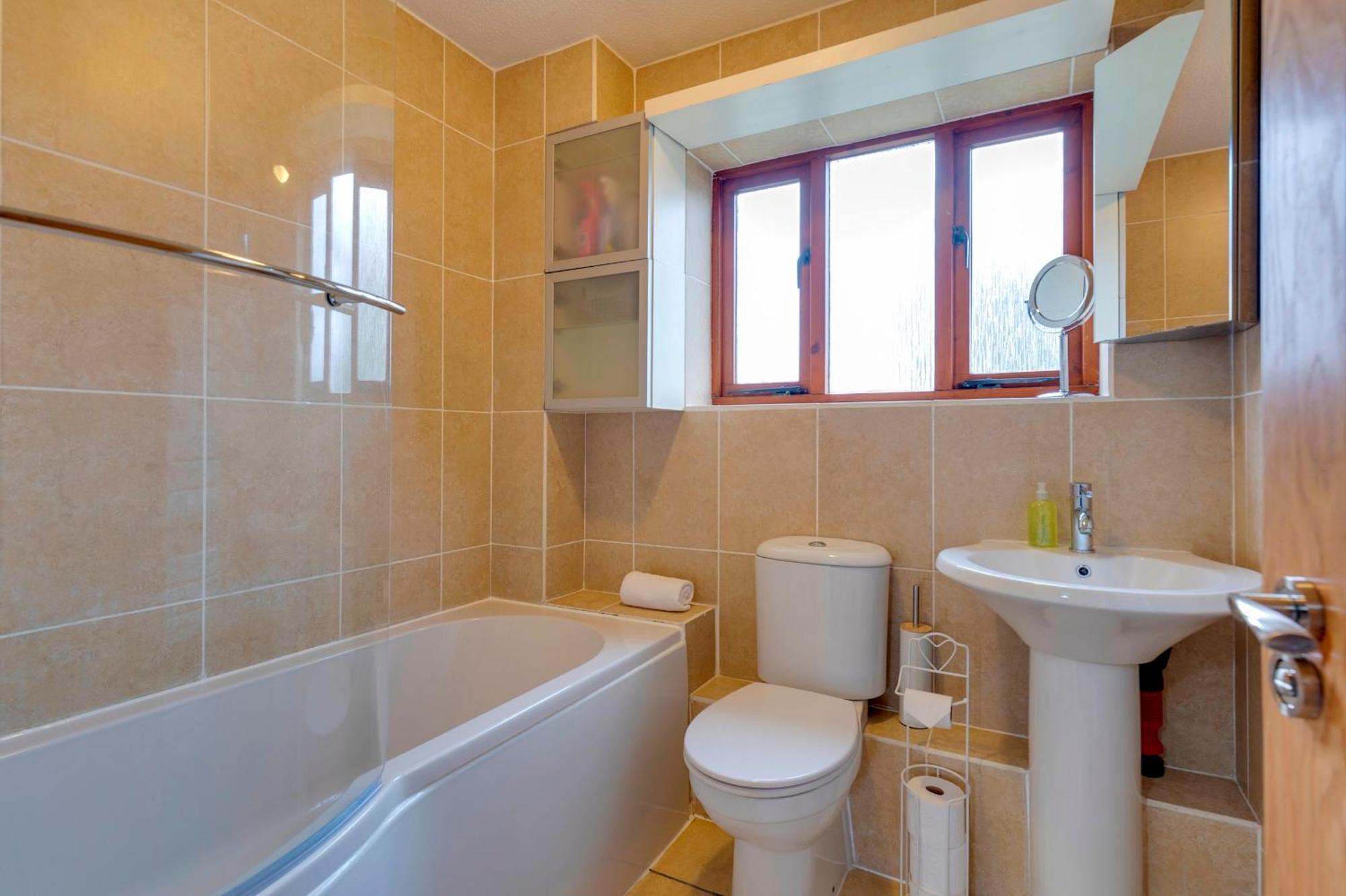 Pass The Keys Spacious Modern Near River Cam Free Parking *
