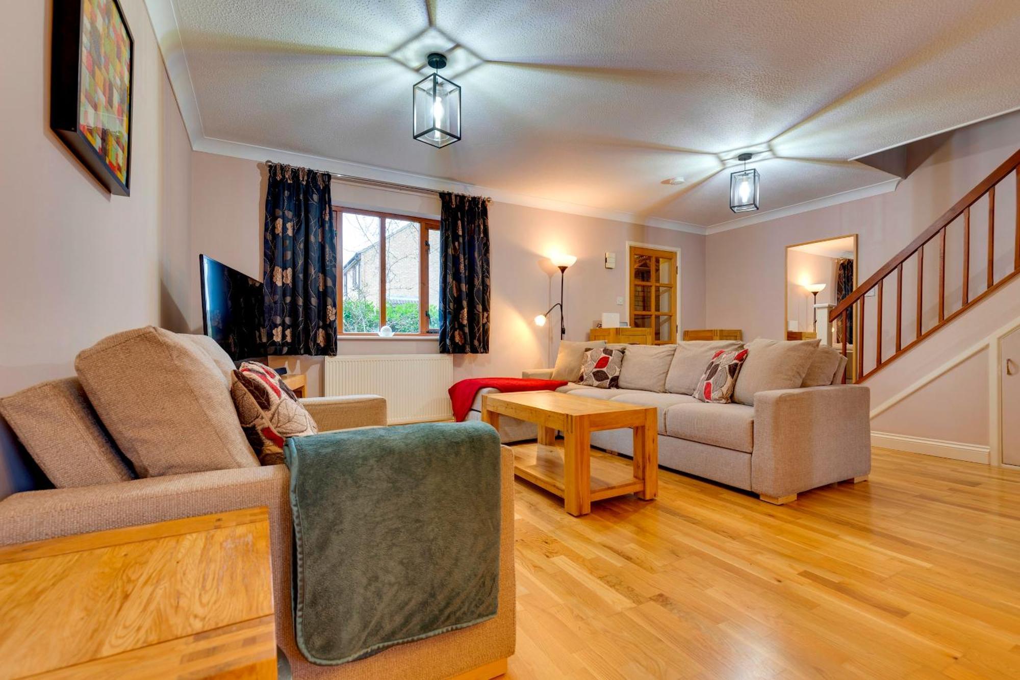 Pass The Keys Spacious Modern Near River Cam Free Parking Rumah liburan *