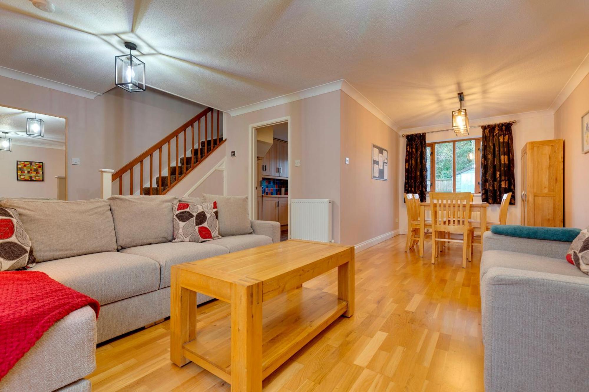 Pass The Keys Spacious Modern Near River Cam Free Parking Rumah liburan