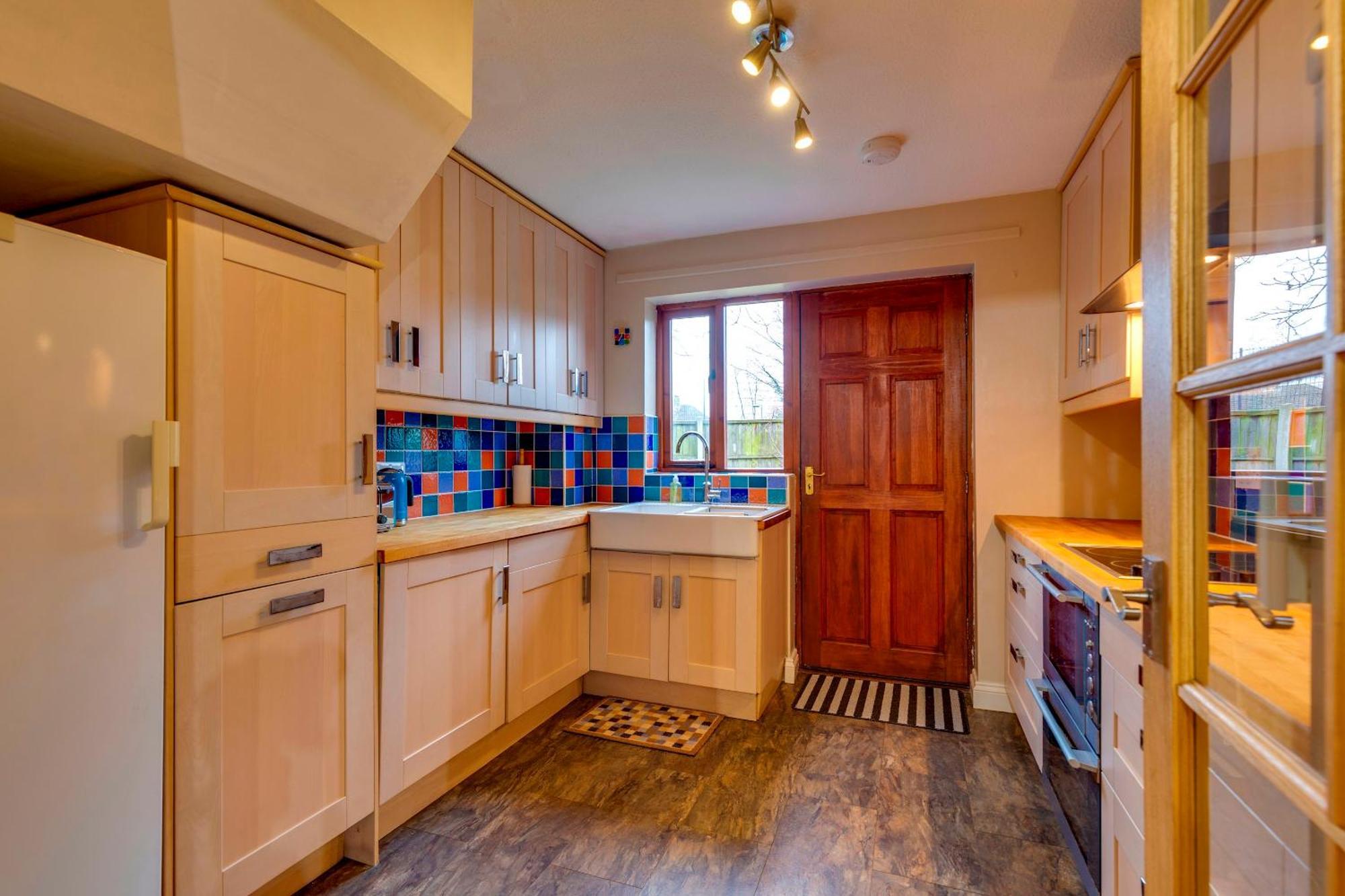 Pass The Keys Spacious Modern Near River Cam Free Parking